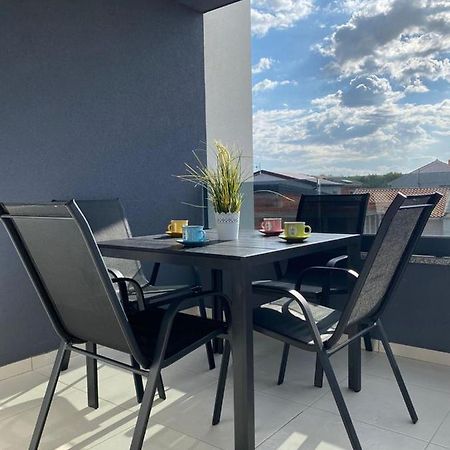 Adria-Appartment-Island-Vir #Sea #Beach #Wifi #Privateparking #Netflix Kültér fotó