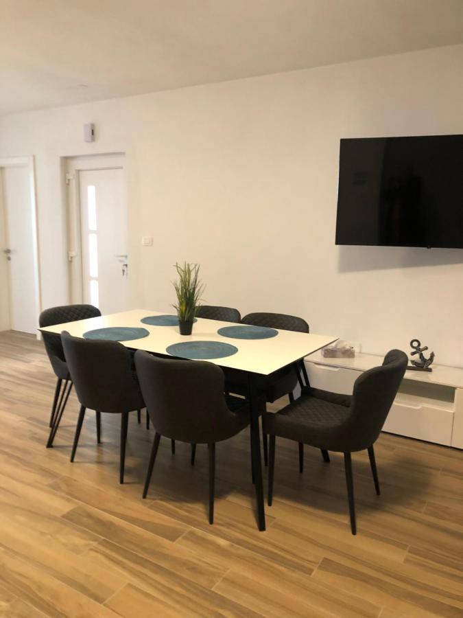 Adria-Appartment-Island-Vir #Sea #Beach #Wifi #Privateparking #Netflix Kültér fotó